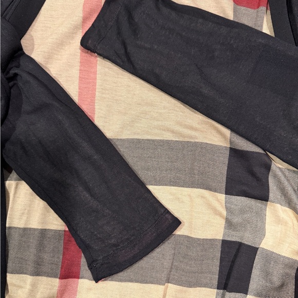 Burberry black & plaid cardigan - Picture 8 of 12